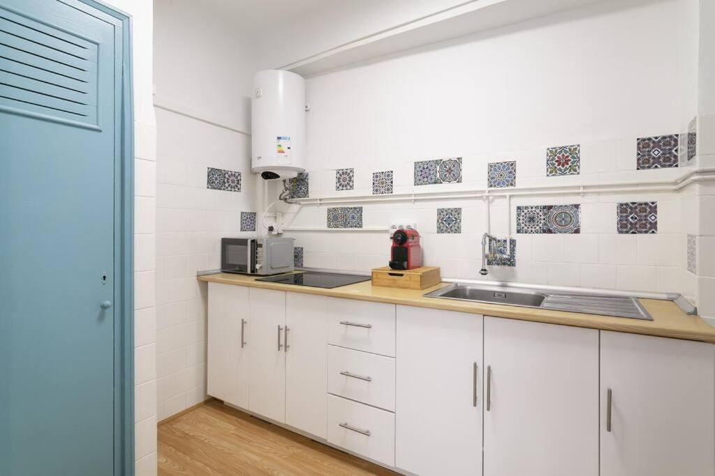 Encantador Apartamento De 3 Habitaciones Con Balcon Alicante Exteriör bild